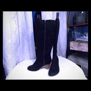 Black knee high boot